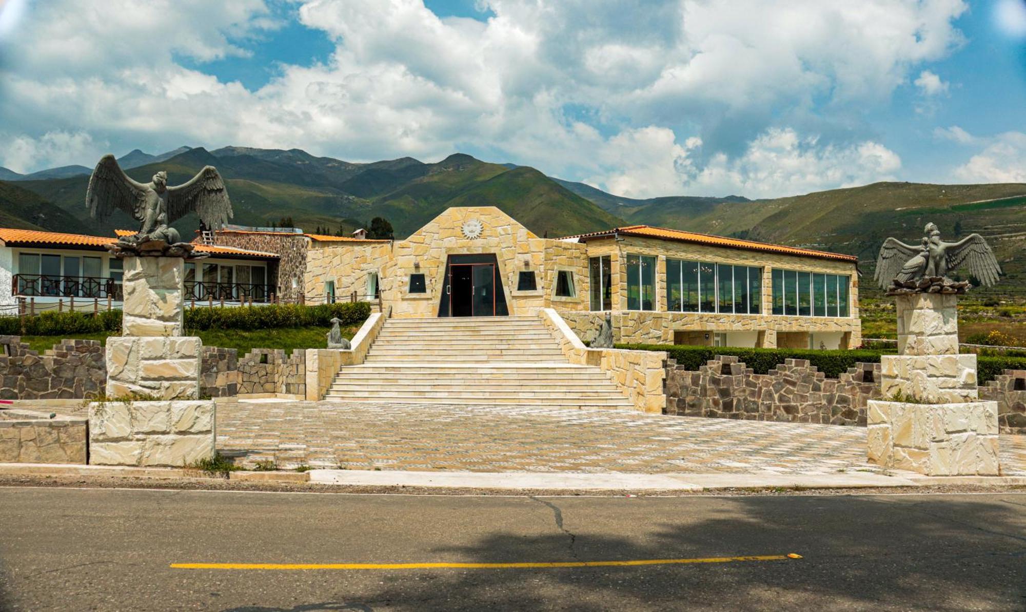 Hotel Puerta Del Sol Colca Yanque Exterior foto